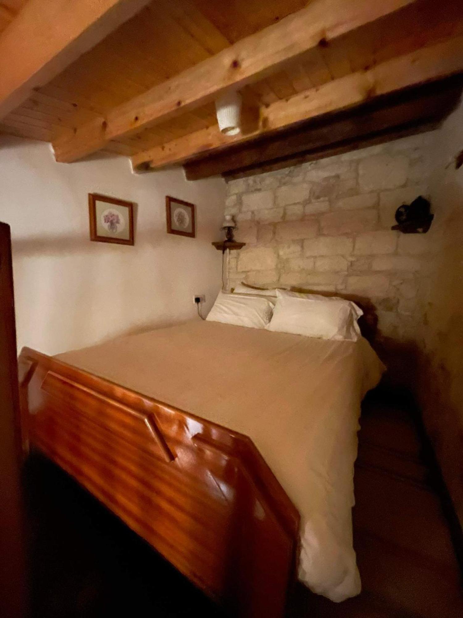 John' S House In Omodos Guest House ลิมาซอล ห้อง รูปภาพ